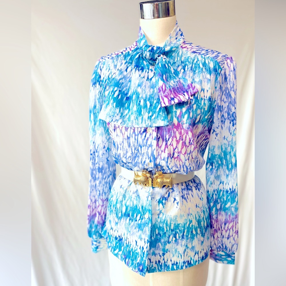 TEDDI vintage Blouse with scarf neck detail.‎ Aqua, purple, blue. M